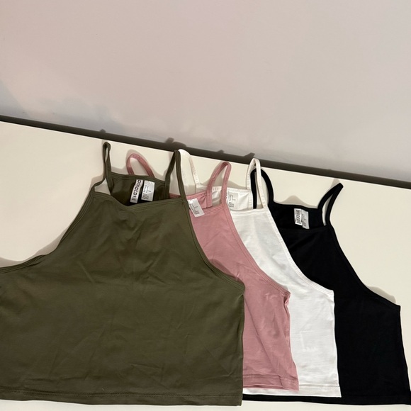 H&M Assorted Color Crop Tops - Picture 3 of 5